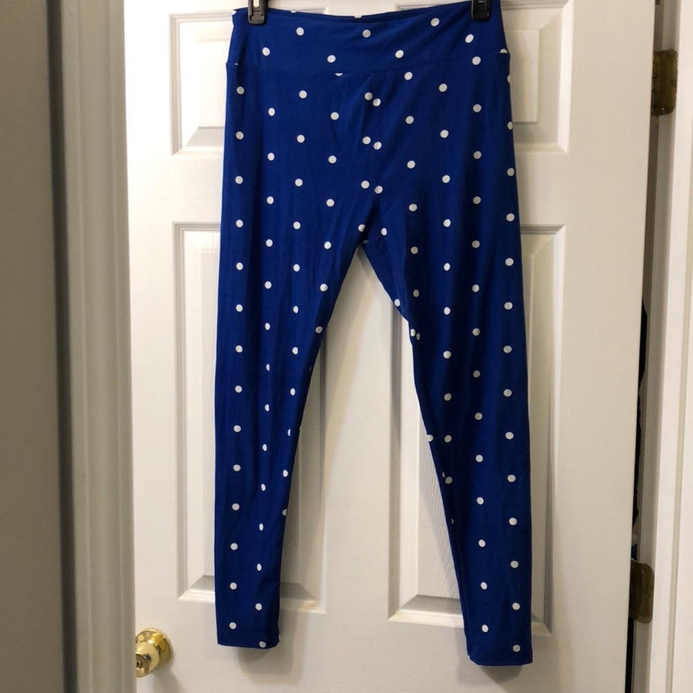 Polka dot Lularoe leggings